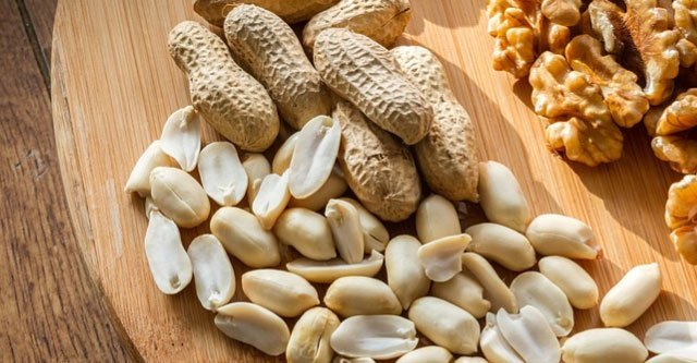 Risk factors of eating Peanuts