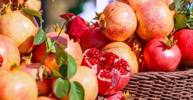 Glycemic Index of Pomegranate and it's Diabetic Benefits 