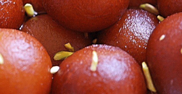 Are there any benefits of eating gulab jamun